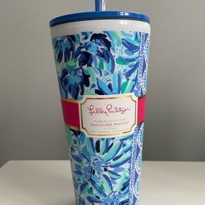 BRAND NWT Lily Pulitzer blue tumblr with straw